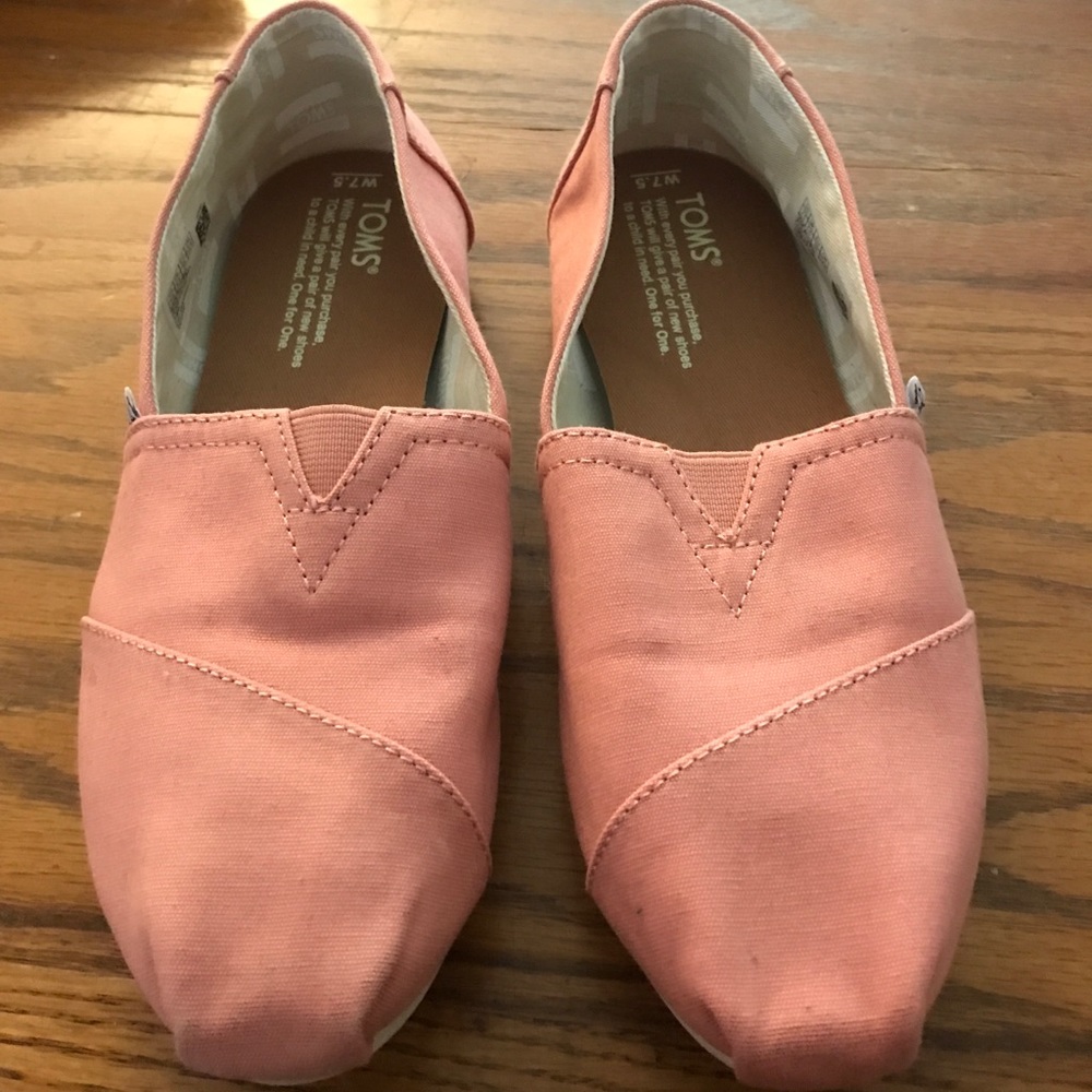 Pink Toms Women’s Size 7.5